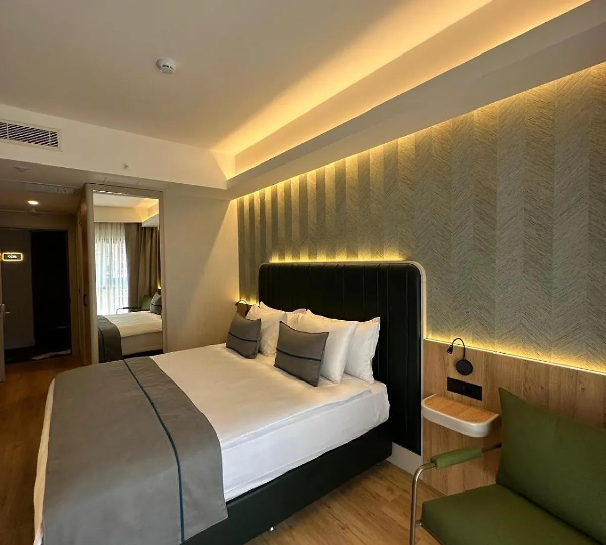 Alves Hotel 伊兹密尔 4*,  土耳其